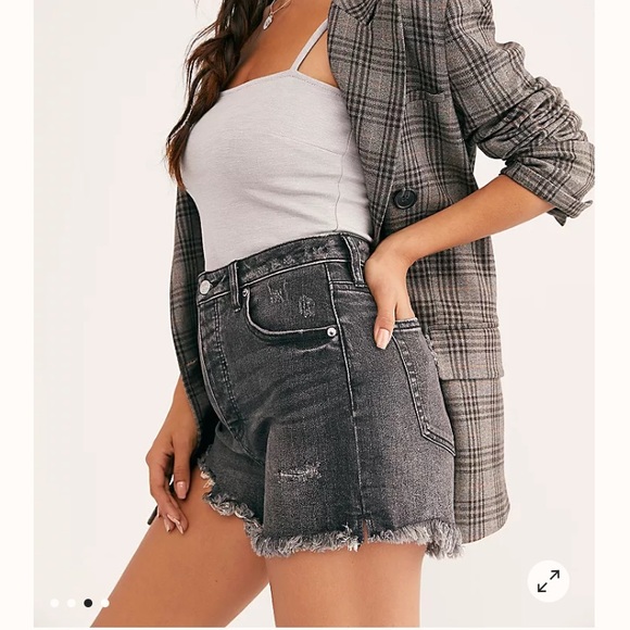 Free people curvy vintage jean shorts - Picture 3 of 6
